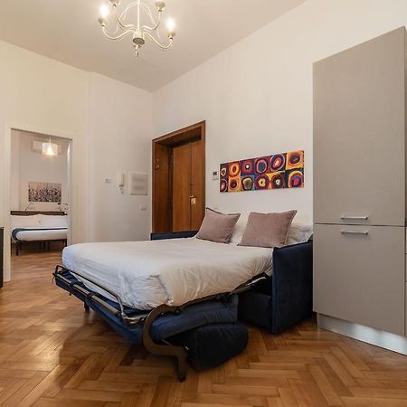 Cs Termini Nazionale Apartments Rome Bagian luar foto