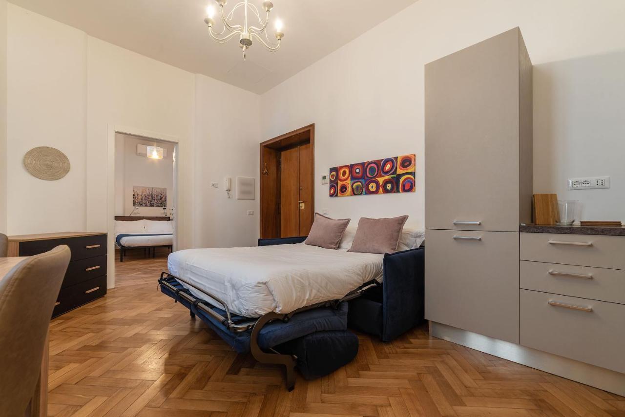 Cs Termini Nazionale Apartments Rome Bagian luar foto