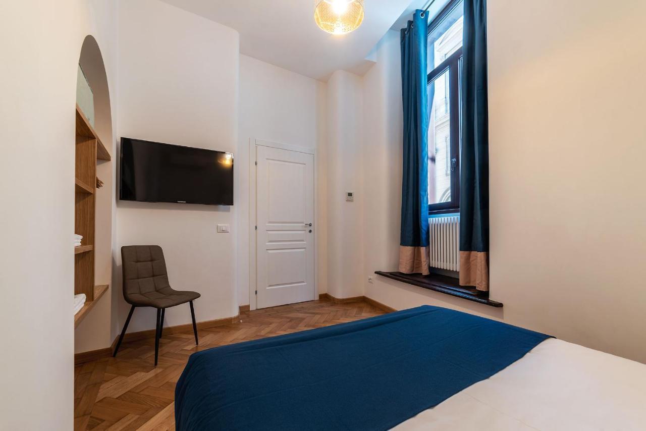 Cs Termini Nazionale Apartments Rome Bagian luar foto