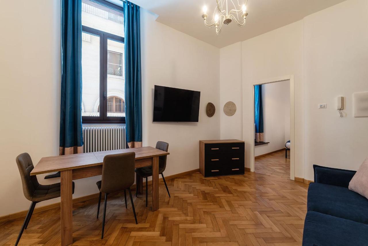 Cs Termini Nazionale Apartments Rome Bagian luar foto