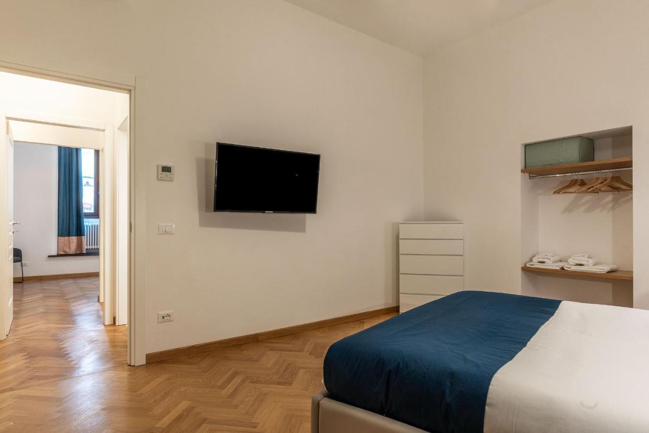 Cs Termini Nazionale Apartments Rome Bagian luar foto