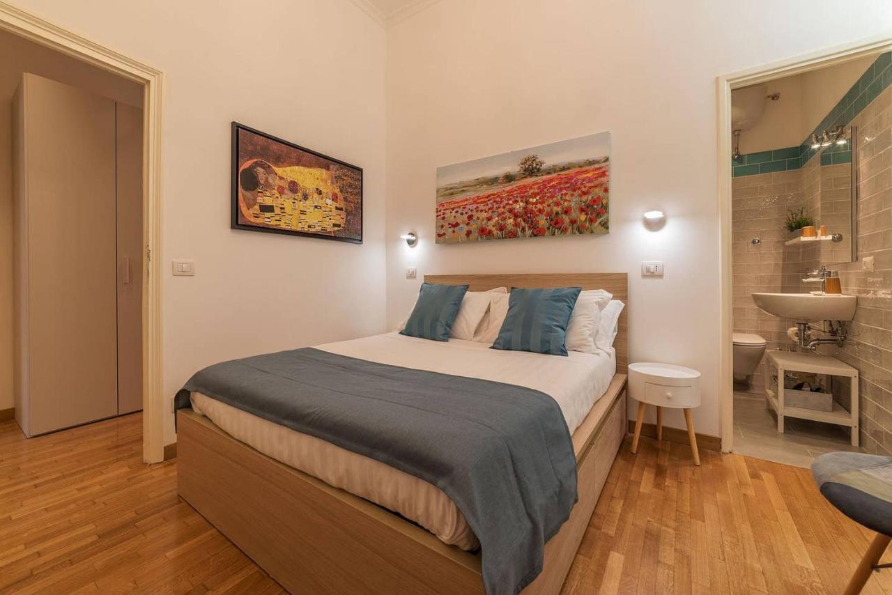 Cs Termini Nazionale Apartments Rome Bagian luar foto