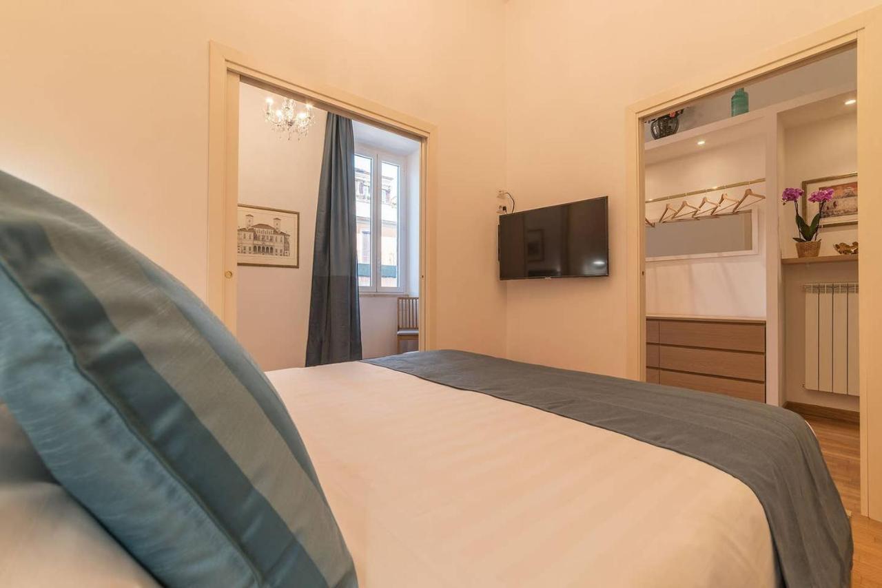 Cs Termini Nazionale Apartments Rome Bagian luar foto